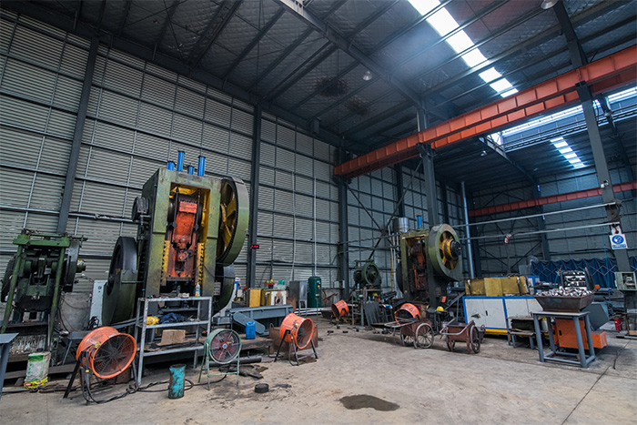 舒兰网架配件-锥头加工车间